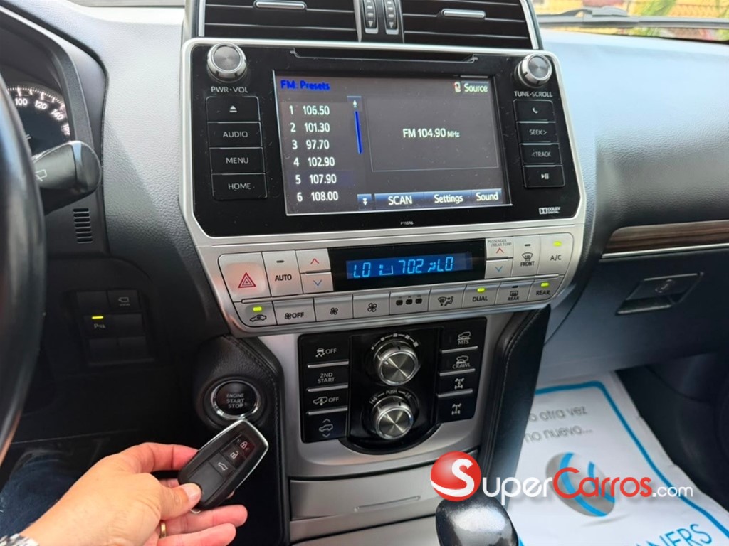 2019 Toyota Land Cruiser Prado VXL — foto 10 / 12
