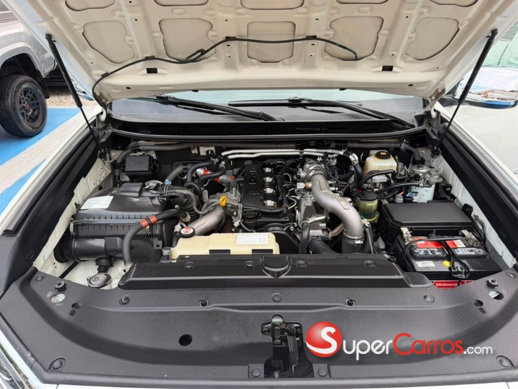 2019 Toyota Land Cruiser Prado VXL — foto 12 / 12