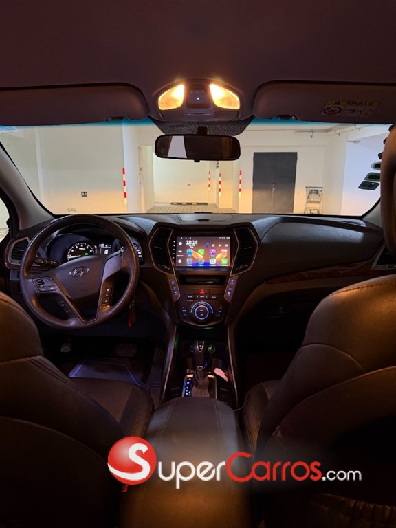 2017 Hyundai Santa Fe — foto 7 / 12