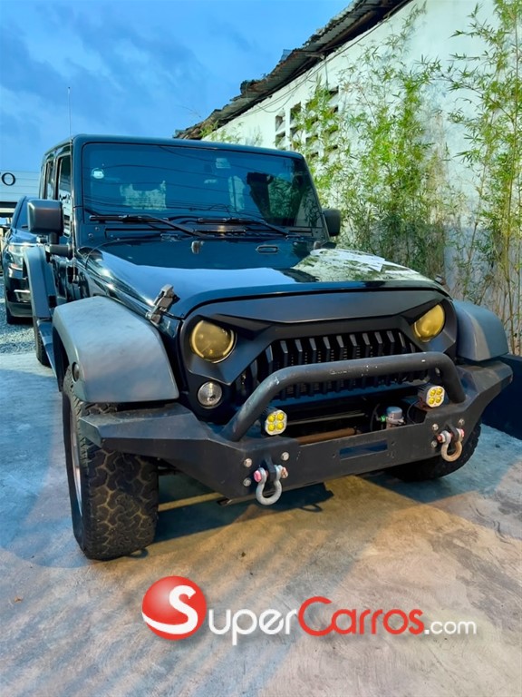 2017 Jeep Wrangler Sport — foto 2 / 10
