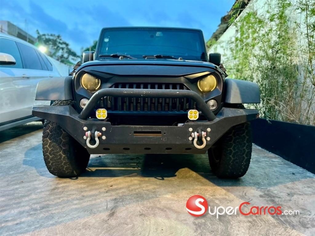 2017 Jeep Wrangler Sport — foto 9 / 10