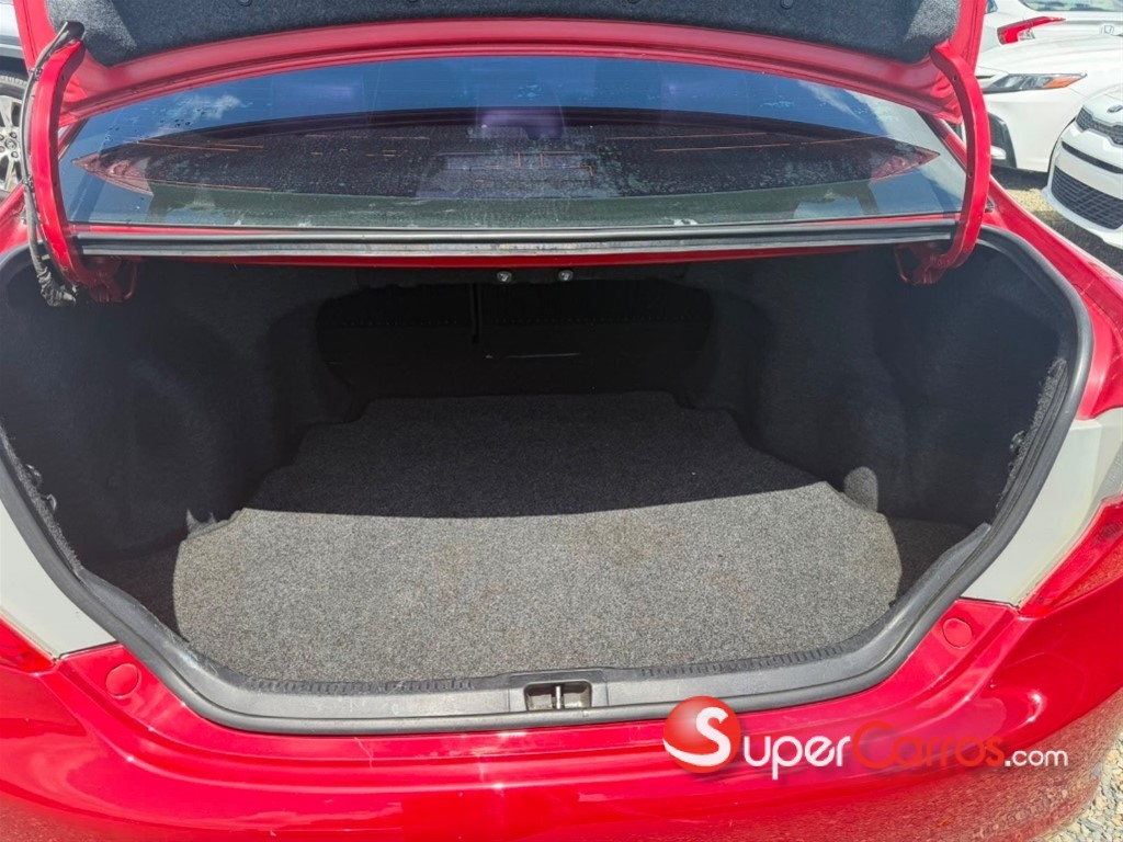 2014 Toyota Camry SE — foto 5 / 7