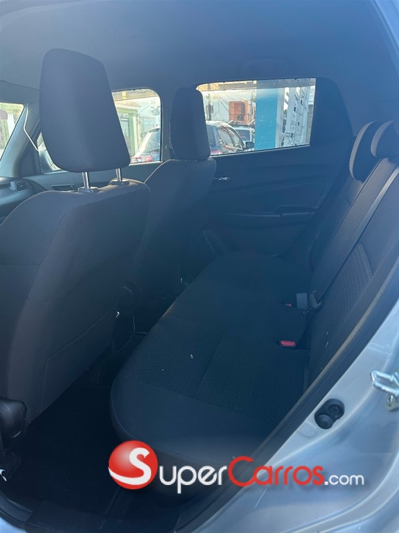 2020 Suzuki Swift GL+ — foto 8 / 9