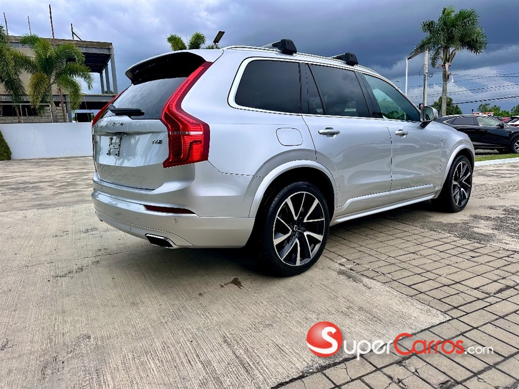 2020 Volvo XC90 Momentum T6 — foto 6 / 12
