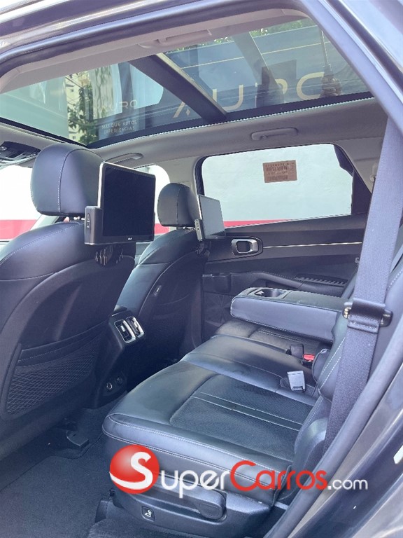 2022 Kia Sorento S — foto 9 / 11