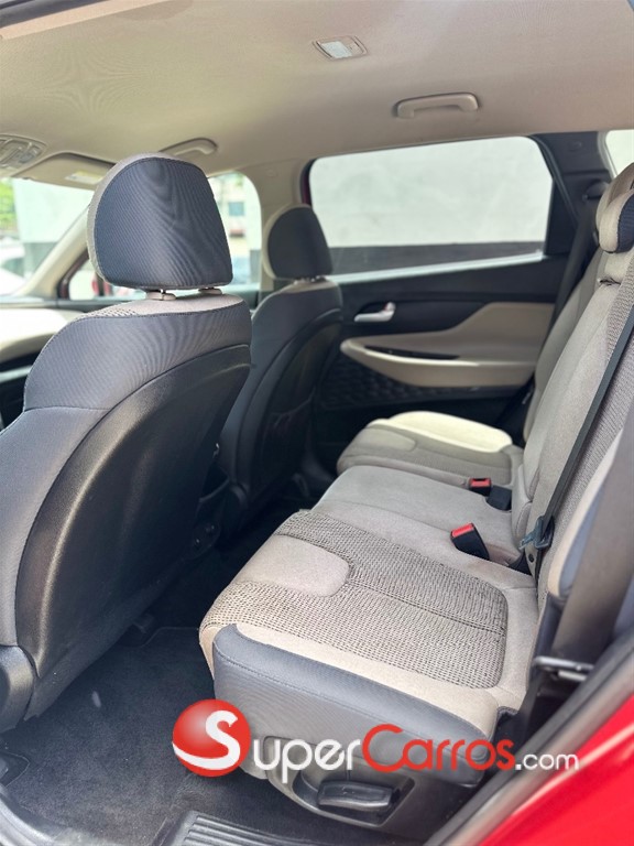 2020 Hyundai Santa Fe — foto 8 / 12