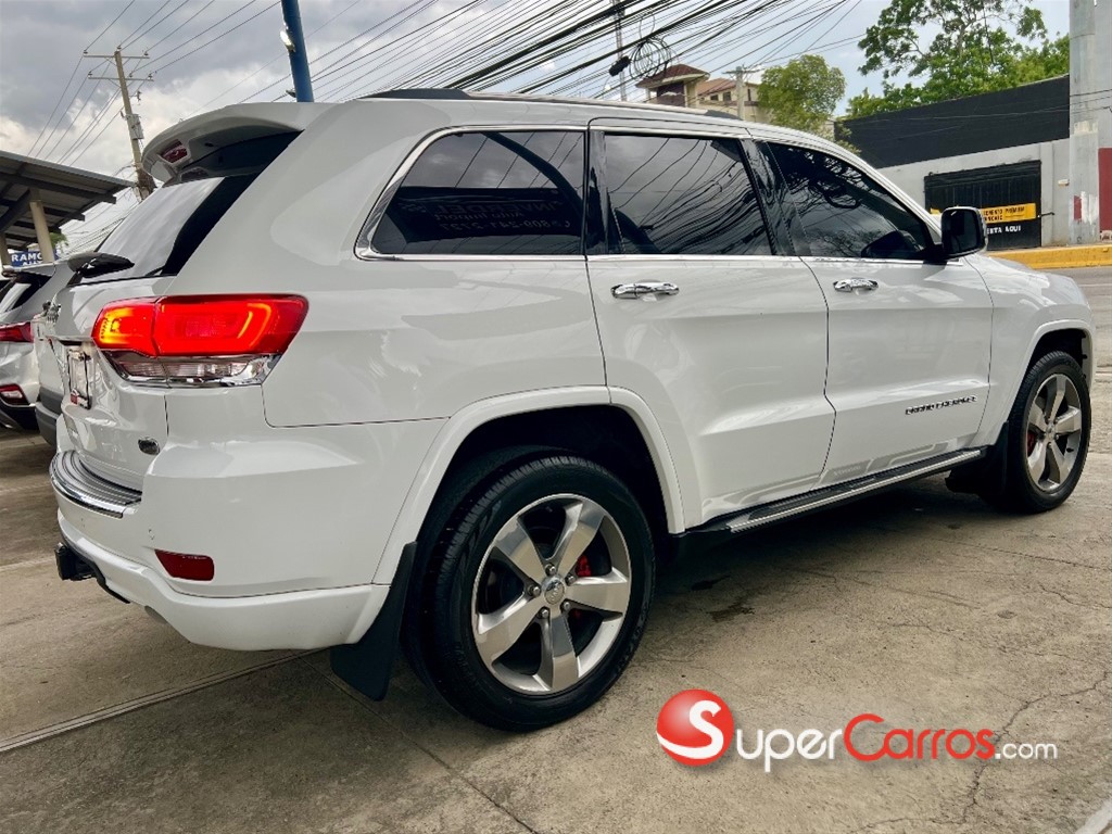 2014 Jeep Grand Cherokee Overland — foto 6 / 12
