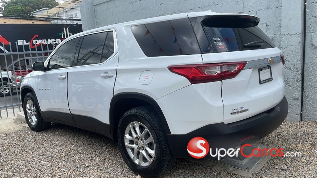 2019 Chevrolet Traverse LS — foto 2 / 5