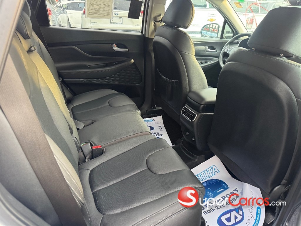 2021 Hyundai Santa Fe SE — foto 7 / 10