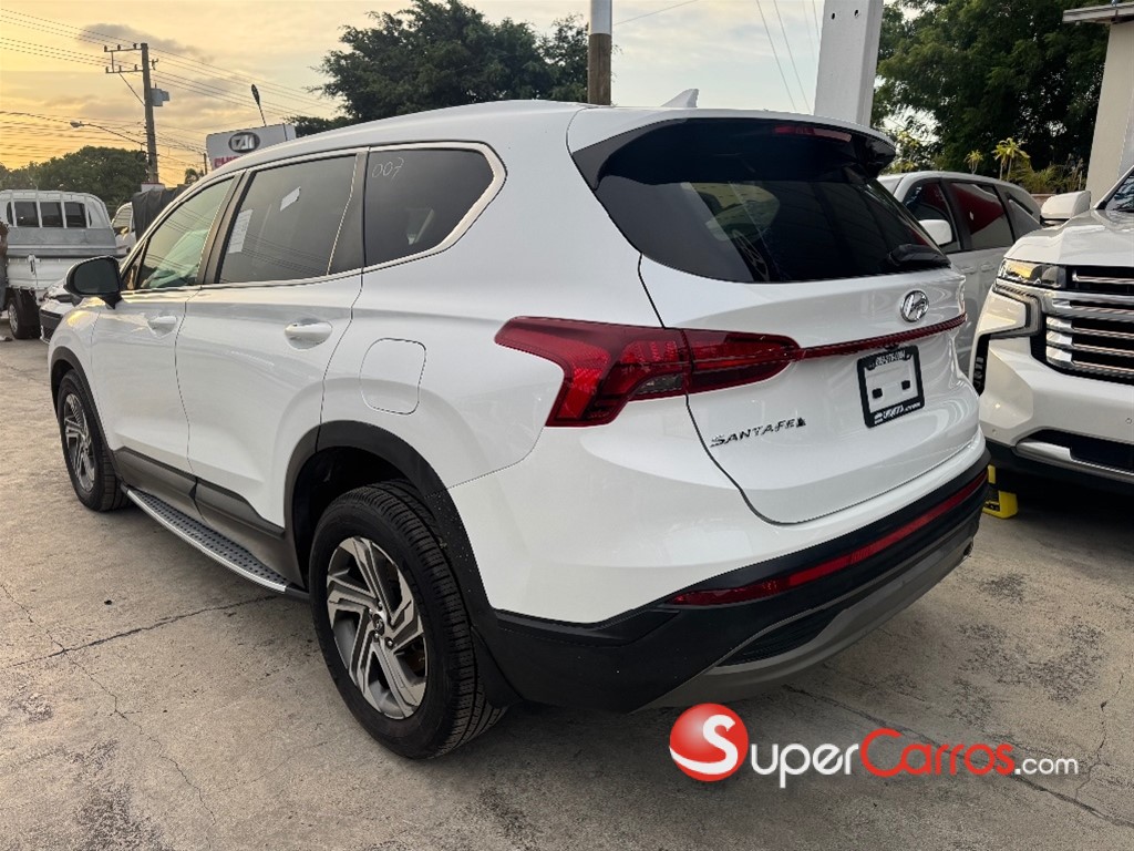 2021 Hyundai Santa Fe SE — foto 9 / 10