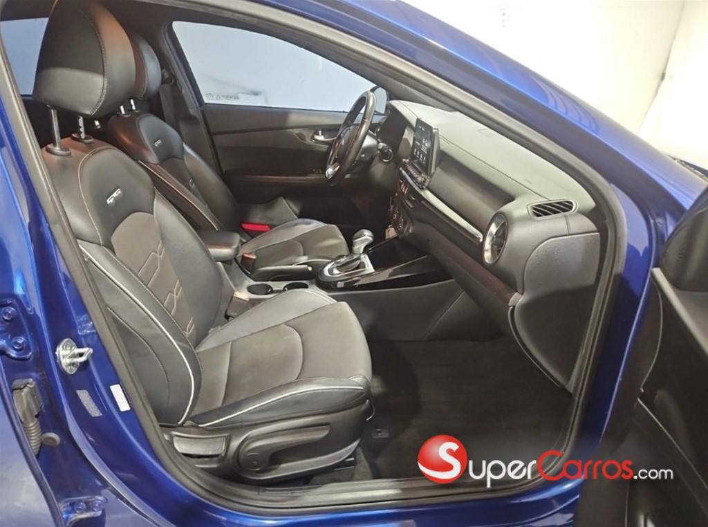 2021 Kia Forte GT Line — foto 4 / 12
