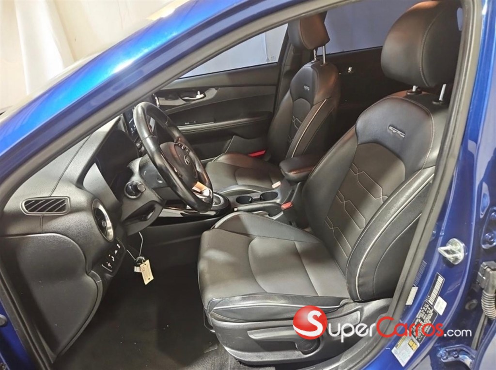2021 Kia Forte GT Line — foto 6 / 12