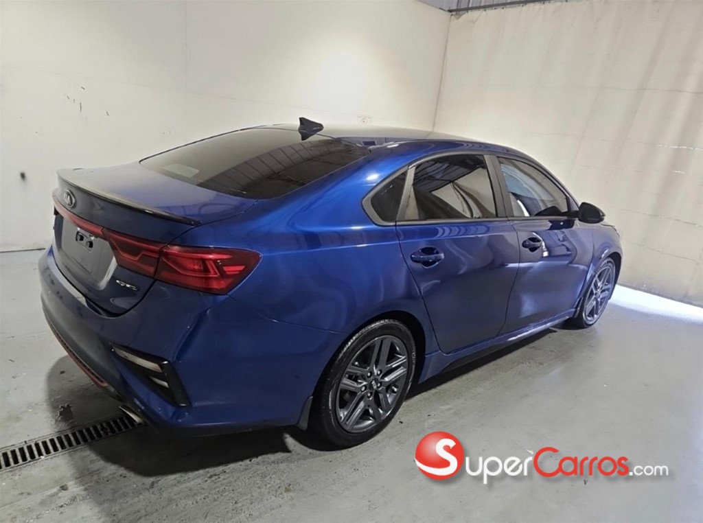 2021 Kia Forte GT Line — foto 10 / 12