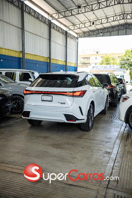 2023 Lexus RX 500H F Sport Performance — foto 5 / 12