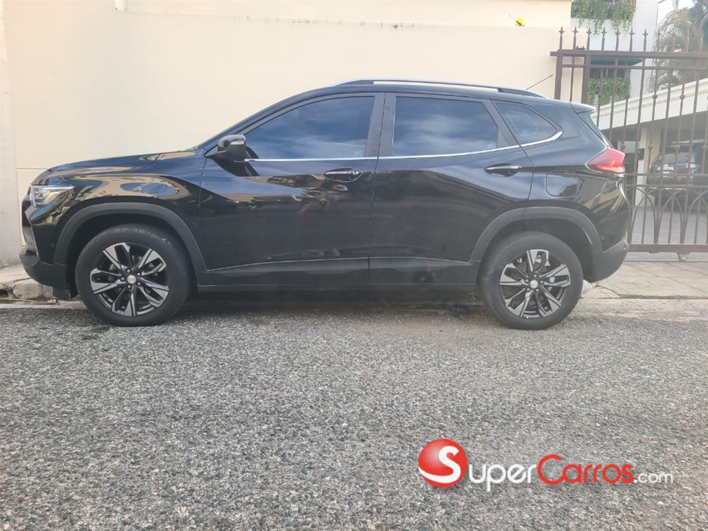 2022 Chevrolet Tracker Premier — foto 2 / 9