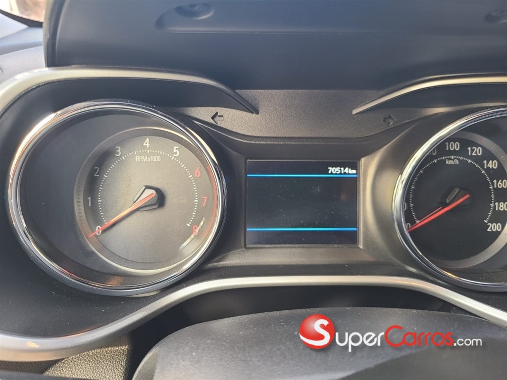 2022 Chevrolet Tracker Premier — foto 6 / 9