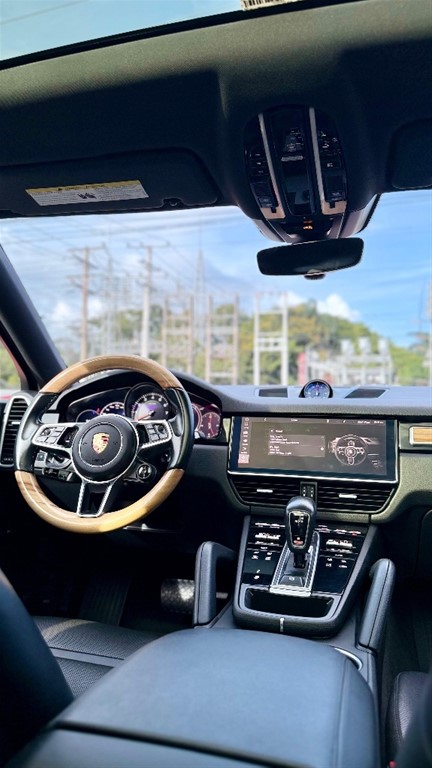 2021 Porsche Cayenne Coupe — foto 9 / 10