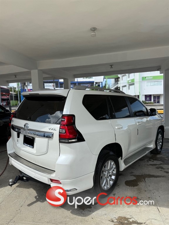 2016 Toyota Land Cruiser Prado VXL — foto 4 / 11