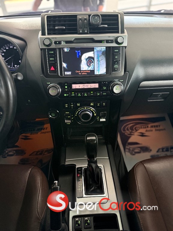 2016 Toyota Land Cruiser Prado VXL — foto 9 / 11