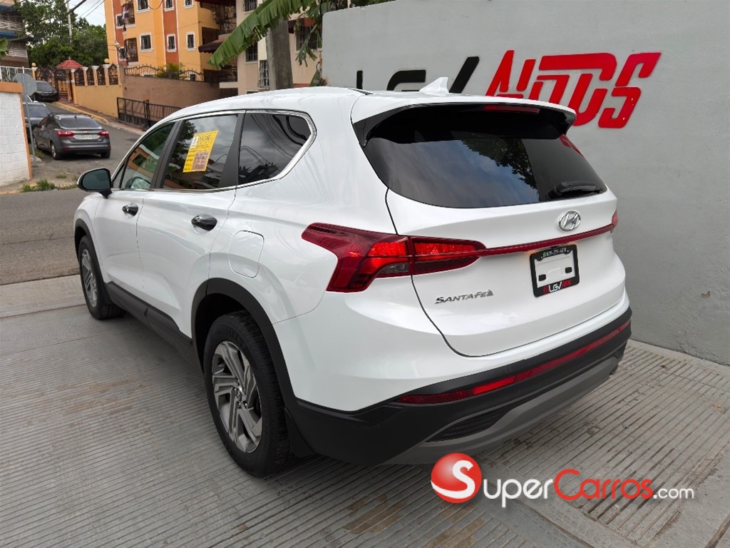 2022 Hyundai Santa Fe SE — foto 4 / 12