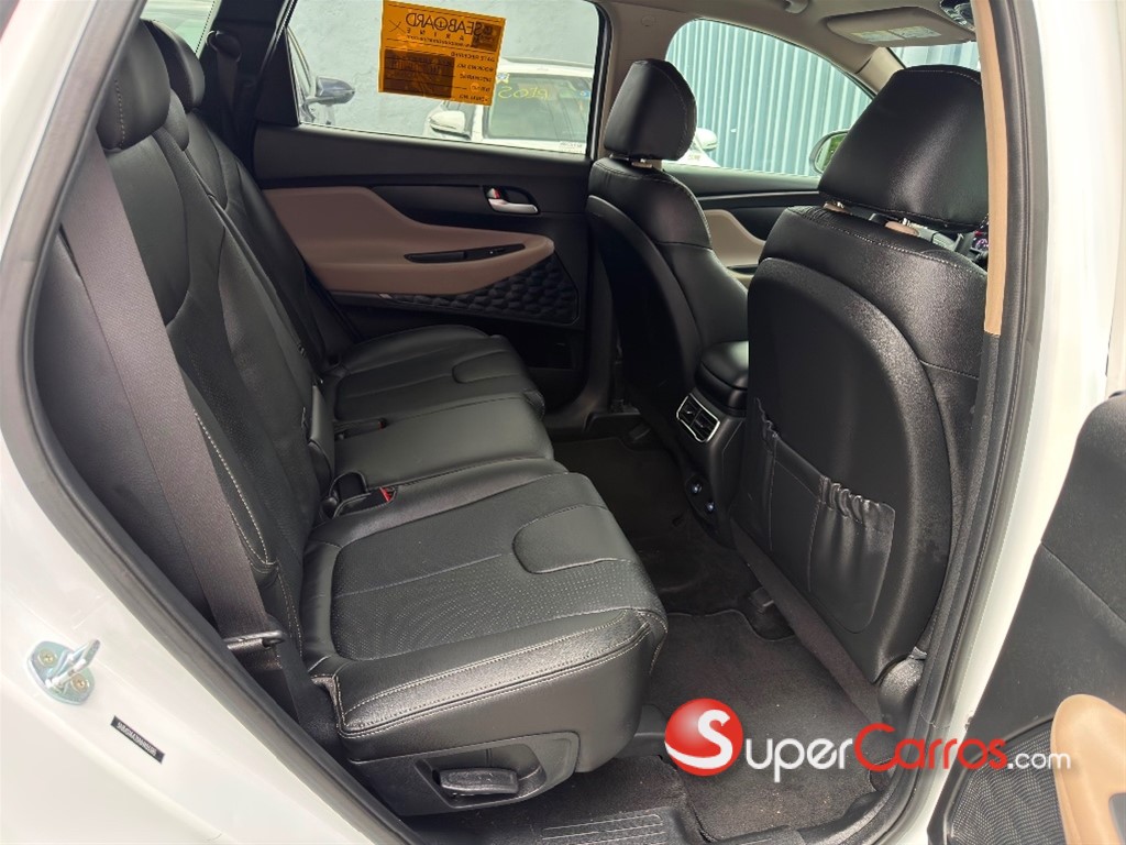 2022 Hyundai Santa Fe SE — foto 6 / 12