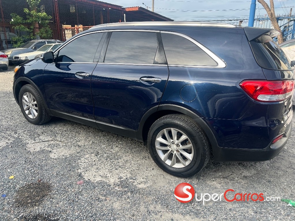 2016 Kia Sorento LX — foto 6 / 11