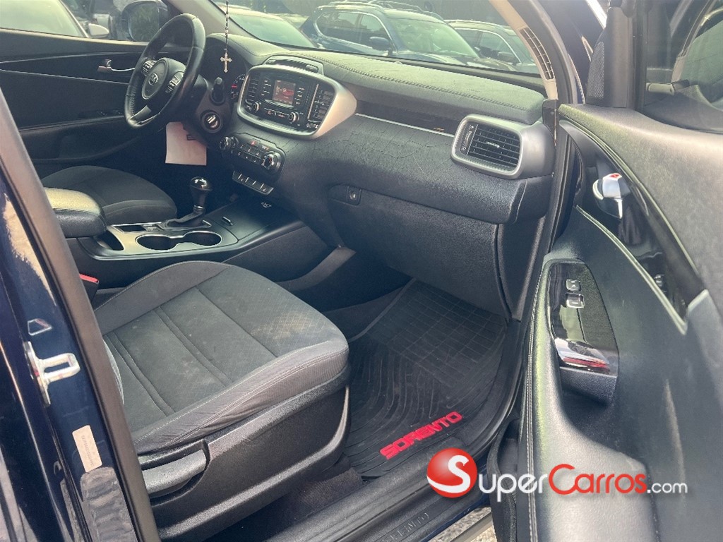 2016 Kia Sorento LX — foto 11 / 11