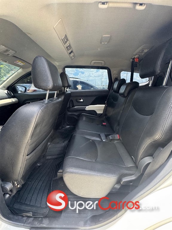 2020 Toyota Rush — foto 8 / 12