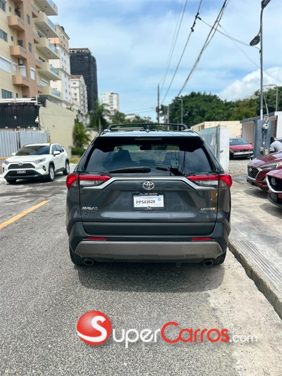 2019 Toyota RAV4 Limited — foto 5 / 12