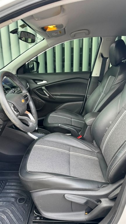 2023 Chevrolet Tracker LT — foto 5 / 7