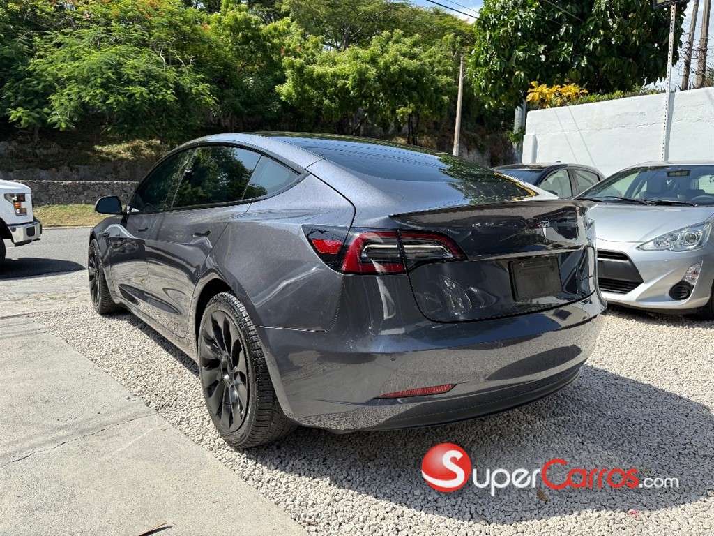 2019 Tesla Model 3 — foto 9 / 10