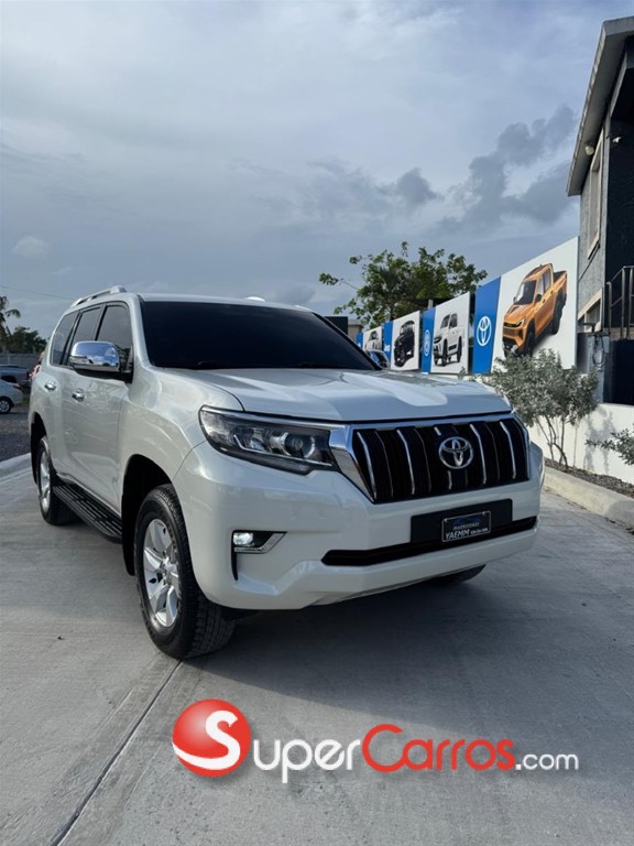 2022 Toyota Land Cruiser Prado TXL — foto 2 / 9