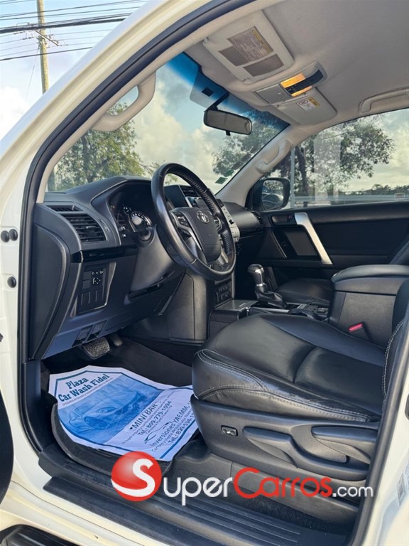 2022 Toyota Land Cruiser Prado TXL — foto 6 / 9