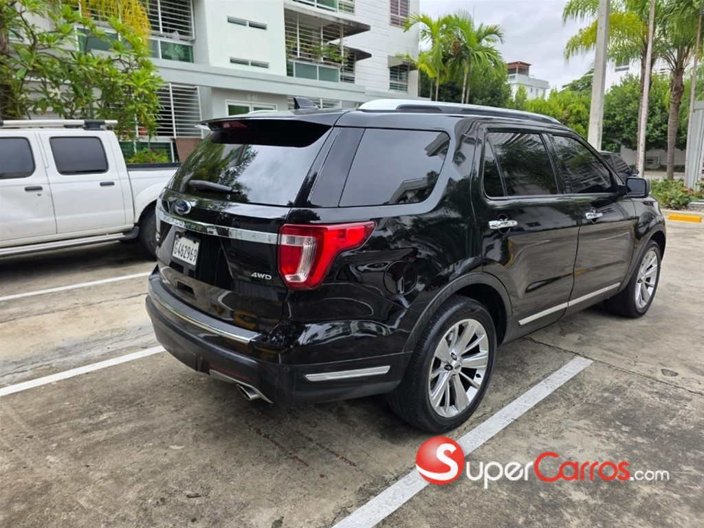2019 Ford Explorer Limited — foto 10 / 12