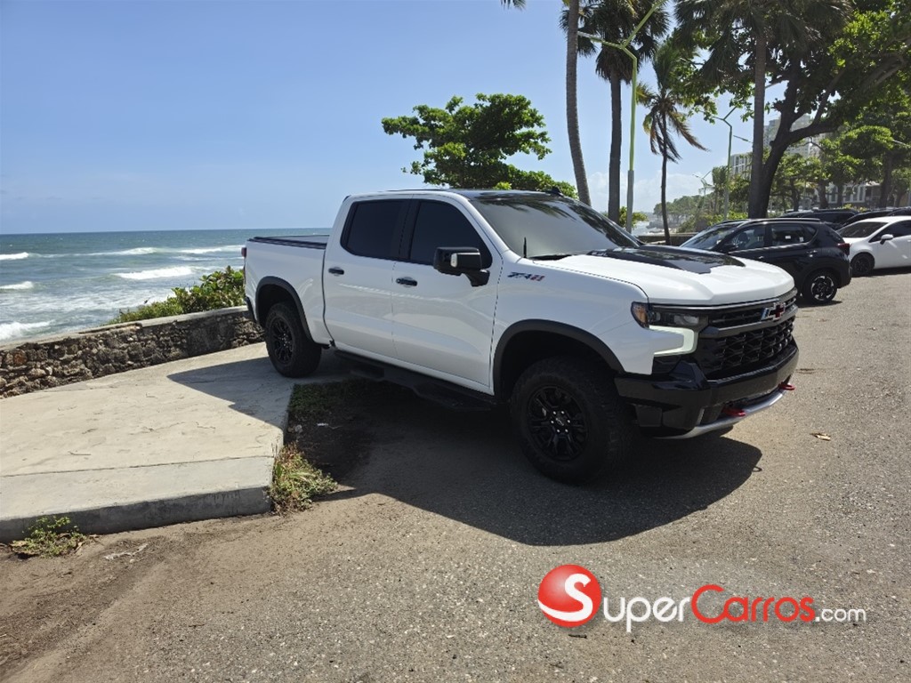 2024 Chevrolet Silverado ZR2 — foto 5 / 8