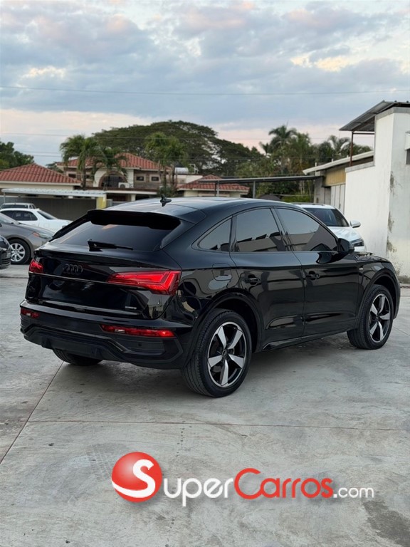2023 Audi Q5 S-Line Sportback — foto 2 / 6