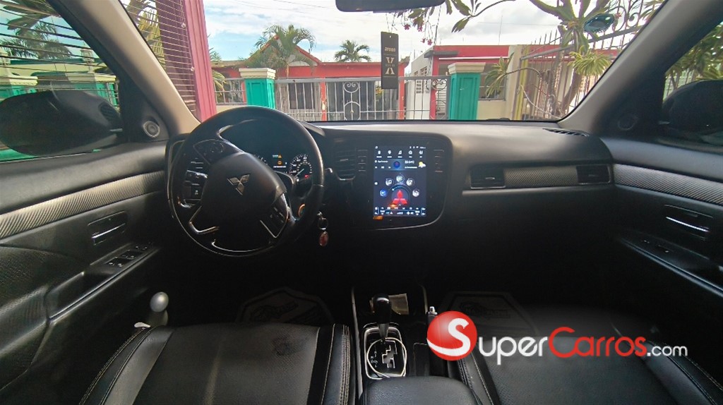 2017 Mitsubishi Motors Outlander SE — foto 11 / 12