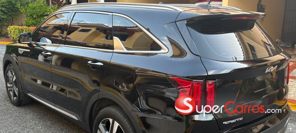 2023 Kia Sorento Luxury — foto 3 / 11