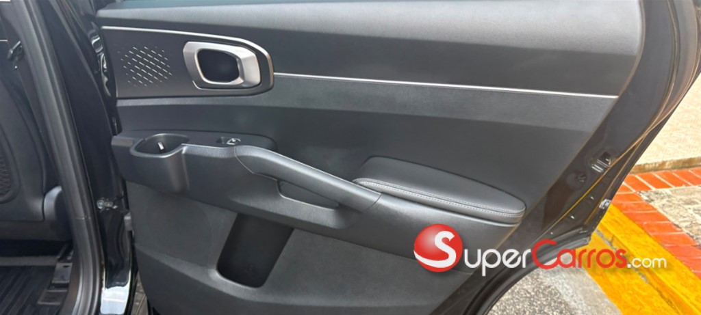 2023 Kia Sorento Luxury — foto 9 / 11