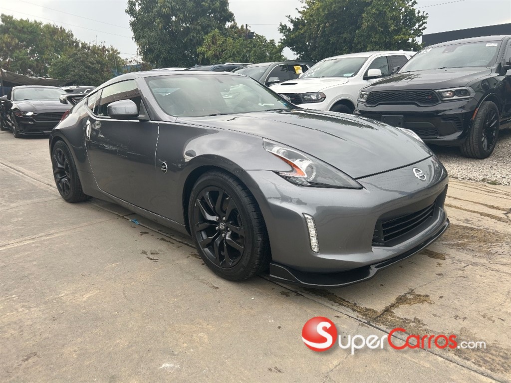 2020 Nissan 370-Z — foto 3 / 10