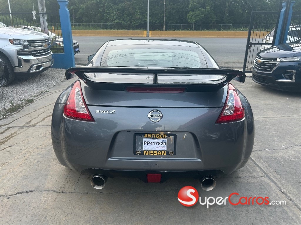 2020 Nissan 370-Z — foto 5 / 10