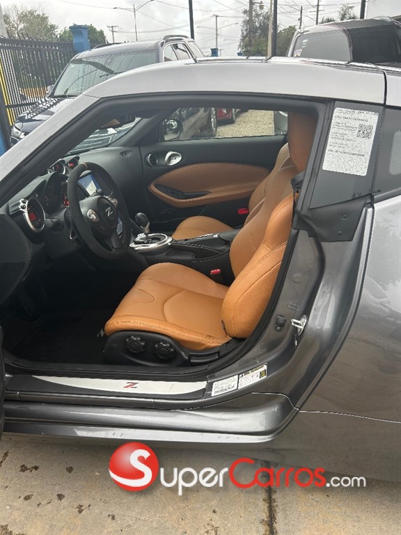 2020 Nissan 370-Z — foto 7 / 10