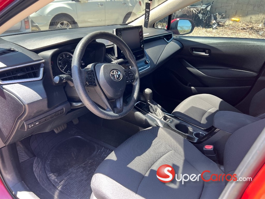 2020 Toyota Corolla LE — foto 9 / 10