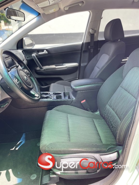 2019 Kia Sportage FE — foto 8 / 12