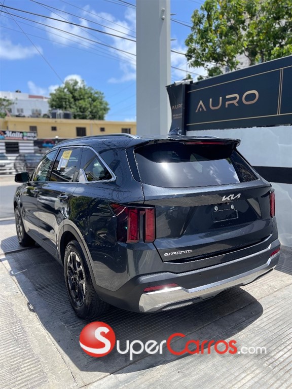 2024 Kia Sorento S — foto 4 / 12