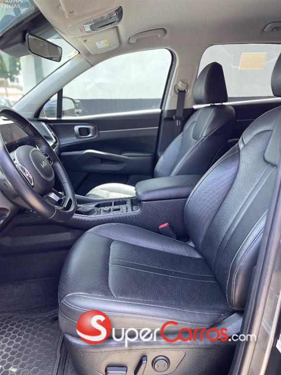 2024 Kia Sorento S — foto 8 / 12
