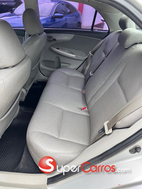 2013 Toyota Corolla LE Plus — foto 6 / 12