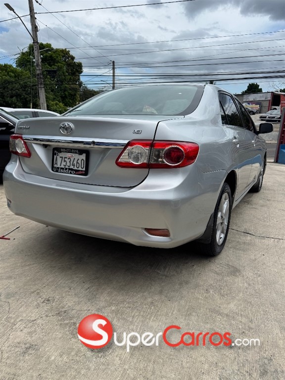 2013 Toyota Corolla LE Plus — foto 7 / 12