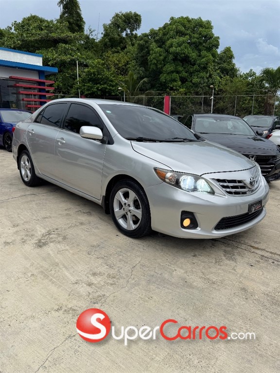 2013 Toyota Corolla LE Plus — foto 10 / 12