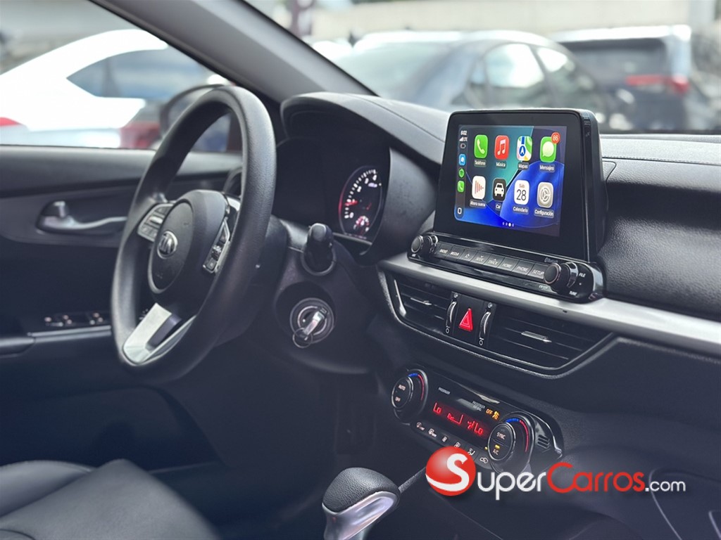 2019 Kia Forte LXS — foto 8 / 12